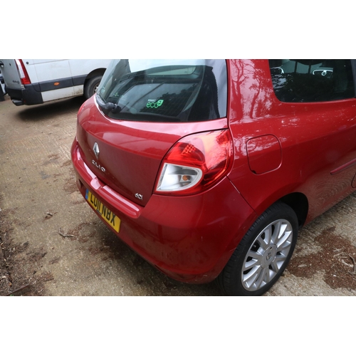 1A - Renault Clio three door hatchback, Diesel 1461cc, 48,522 miles with V5 and one key