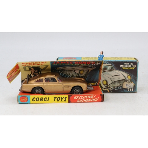 154 - Corgi Toys James Bond 261 Aston Martin DB7 complete with original box, and passenger