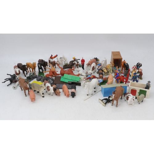 338 - Selection of Britains plastic animals to include wild animals with fencing and a selection of some B... 