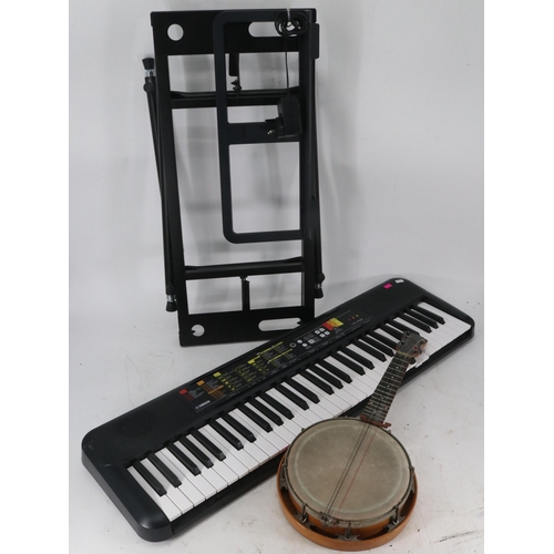 189 - Yamaha PSR-F52 keyboard, stand and 