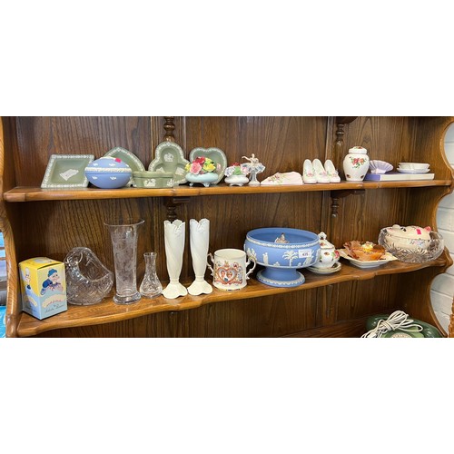 372 - quantity of ceramics to include Wedgwood trinkets, cut glass, pair of Coalport spill vases, and few ... 