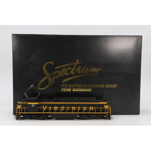 324 - A boxed spectrum master railroad series from Bachmann  82402