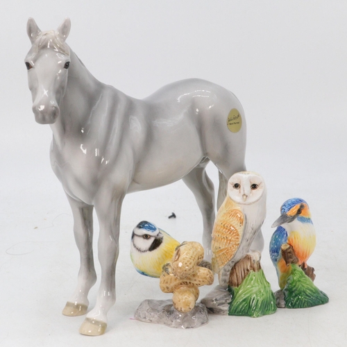 368 - Beswick horse together with a Beswick Owl and two Beswick birds to include a kingfisher and Tit