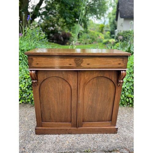 371 - Antique mahogany chiffonier sideboard fitted drawer over cupboard base (measures approx. W99cm x D40... 