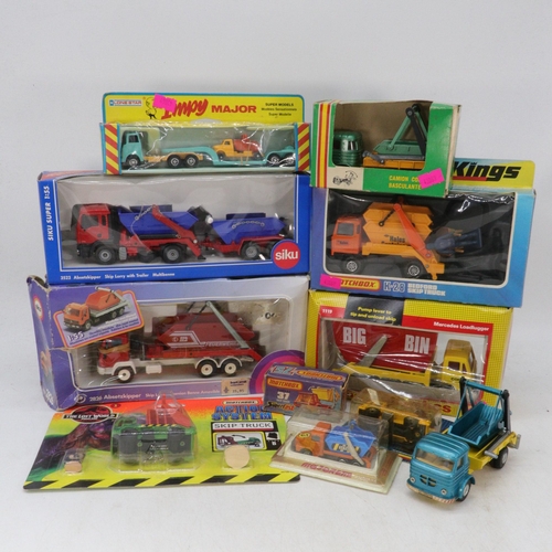 516 - Matchbox Superking K28 skip truck, The lost world jurassic park skip truck, Corgimatics load lugger,... 