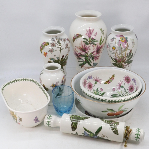 563 - Good quantity of portmerion Botanic Gardens kitchen and table ware with rolling pin, vases etc