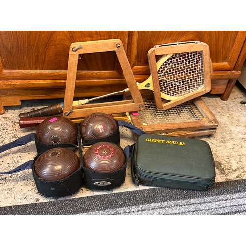 458 - Set of four vintage bowls (Henselite) together with cased set of carpet boules and two vintage tenni... 