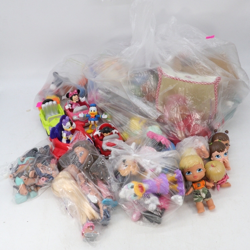 582 - Quantity of Disney toys together with Bratz dolls and little pets, Trolls all sorts