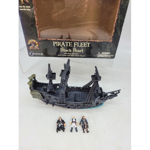 314A - Quantity of Pirates of the Caribbean boxed ships