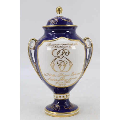 89 - Aynsley St. Georges Chapel Vase to celebrate the Wedding of HRH Price Edward to Sophie Rhys-Jones, l... 