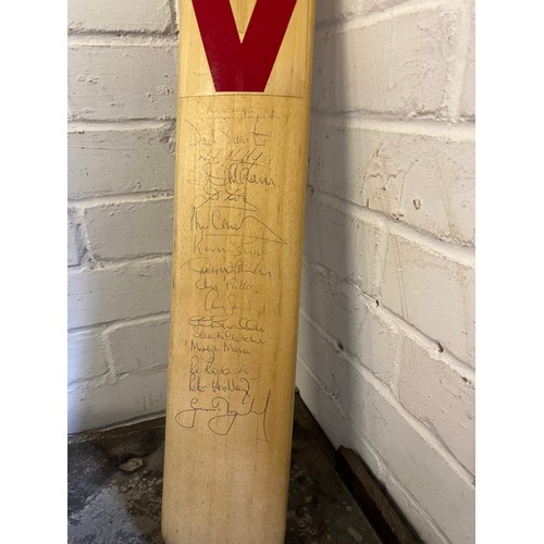 608 - Vintage Slazenger cricket bat signed by Yorkshire team in 1985