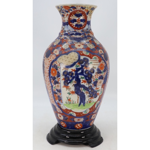 587 - Japanese Imari pattern vase (approx. 36cm tall)