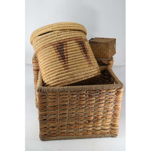 494 - Assorted new baskets and woven boxes.