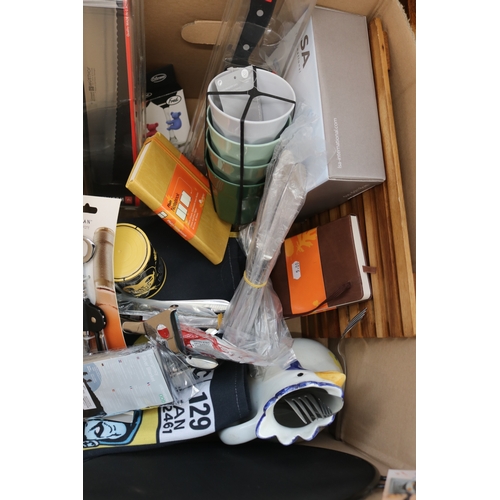 40 - A selection of kitchen items to include knives, Josheph kitchen tools, baking tins etc trade/spares/... 