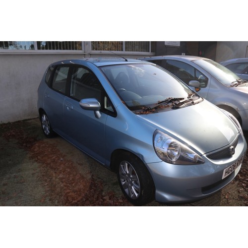 2 - Honda Jazz 5 door hatchback registration HG08 RVF petrol automatic - V5 and service book, 2 keys, mi... 