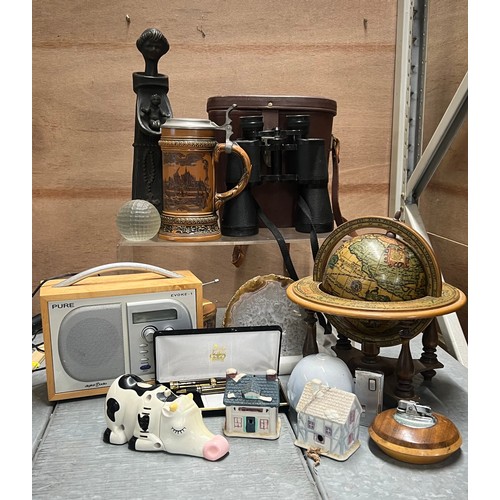 465 - Pure Dab radio together with a modern globe on stand, polished quartz etc trade/spares/repairs