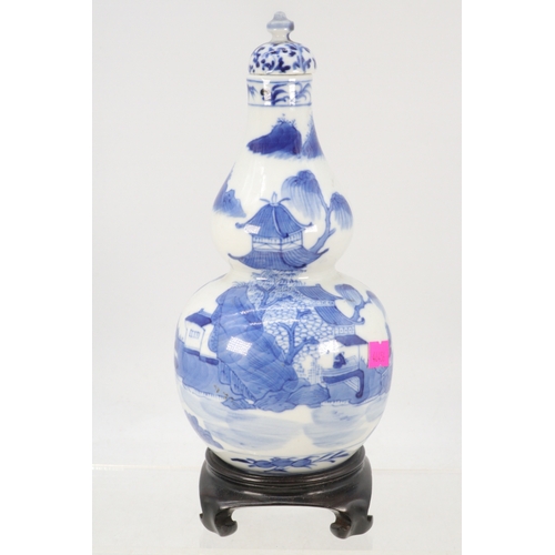 34 - Kangxi double gourd bottle with lid on stand