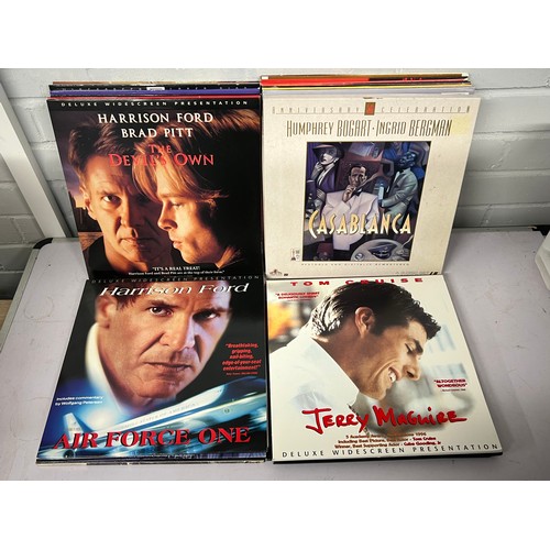 435 - A selection of Laser disc films to include Schindlers List, Backdraft, Conspiracy Theory, The Long G... 