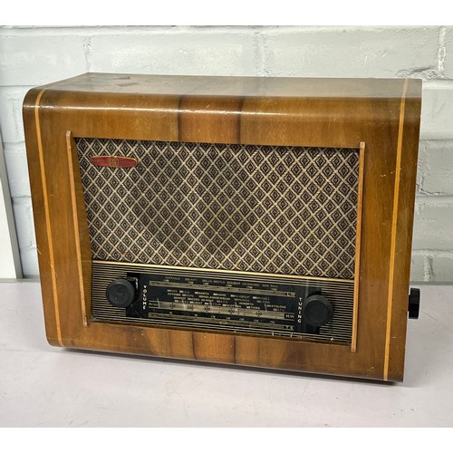 467 - Walnut cased Cambridge Pye Radio