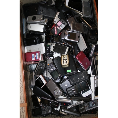 234 - Large quantity of assorted mobile phones including iphones etc, All sold for spares