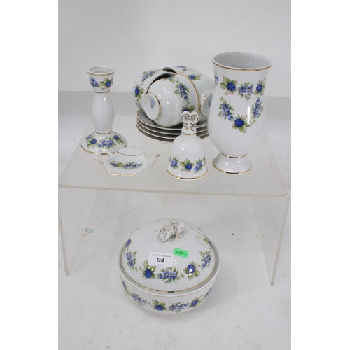 94 - Hollohazi Hungarian porcelain tea ware