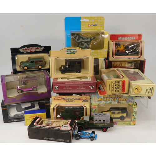 438 - A selection of boxed diecast vehicles to include Glory of Steam, Vanguards, Ixo etc together with a ... 