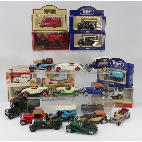 1 - Matchbox Ltd Edition Connoisseurs collection in fitted box with certificate together with a quantity... 