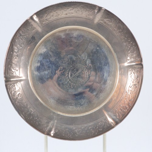 235 - Antique silver circular dish on footed base (approx. weight 240g)