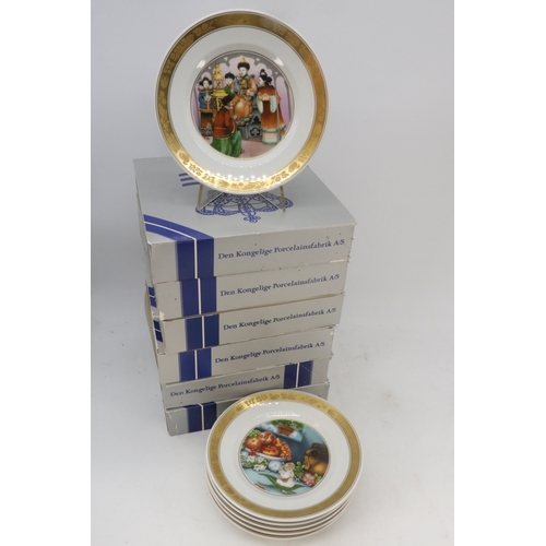 667 - Quantity of boxed and unboxed Royal Copenhagen plates