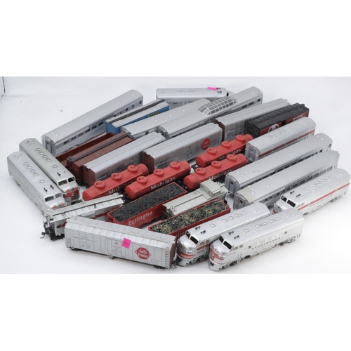 638 - Good quantity of 00 Guage Burlington carriages, Engines assorted.