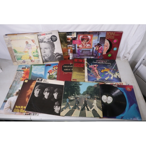 546A - Quantity of DVDs, Vinyl and a Bush radio trade/spares/repairs