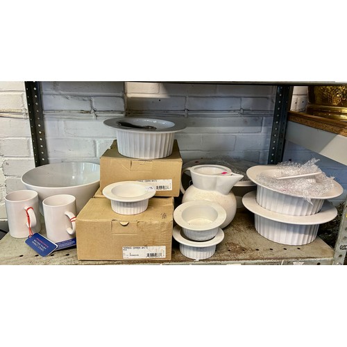511 - Three Royal Doulton Conran bowls, another bowl, mugs etc, Portmierion fish plate etc.