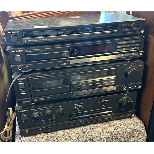 529 - Technics separates hifi system including speakers. Untested trade spares and repairs