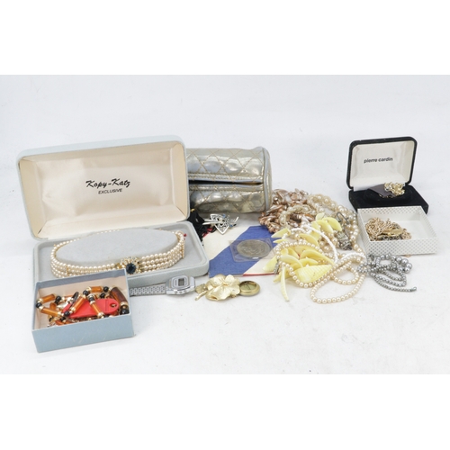 115 - Assortment of vintage and later costume jewellery to include some silver