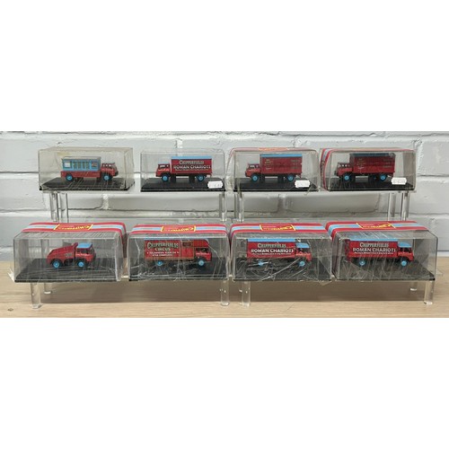 449 - 8 boxed Oxford Chipperfields Circus vehicles