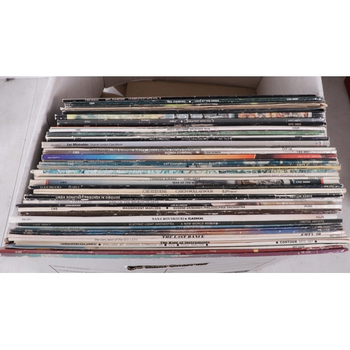 387 - Good selection of assorted records to include Neil Diamond, Cliff Richard, Abba, Simon and Garfunkel... 