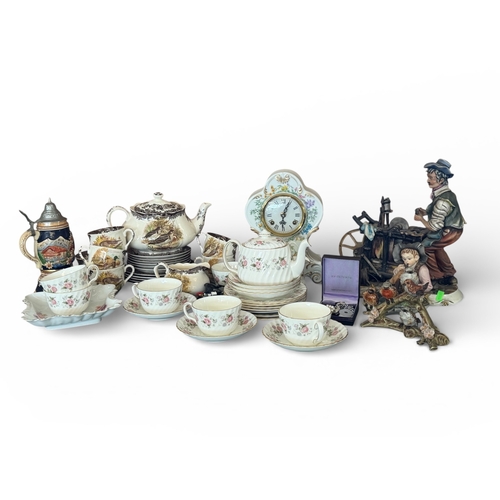 58 - 3 Capodimonte style figures, modern ceramic mantle clock, quantity of Minton spring bouquet and Pali... 