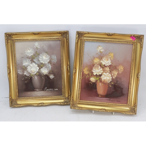 389 - Two oil paintings still life, Robert Cox in gilt frames, overall measure approx. 27cm x 32cm