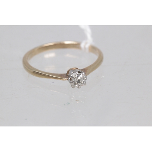 138 - 18ct gold single solitaire ring