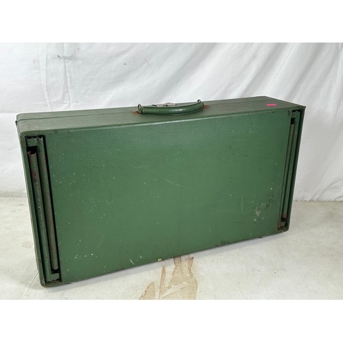 299 - Vintage Wye Valley Garrison picnic set, opens up and with two tiers and pop out legs to become a tab... 