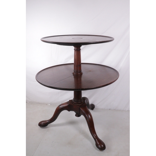 387 - A two tier dumb waiter