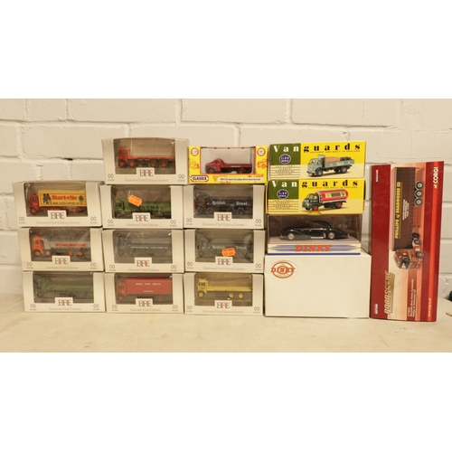 148 - A quantity of EFE diecast lorries and tippers etc, Corgi road scene CC18202, 2 vanguard lorries, din... 