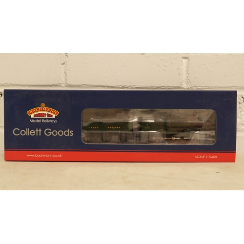 247 - A boxed Bachmann 32-304A Class 2251 Collett Goods 2251 Great Western Green