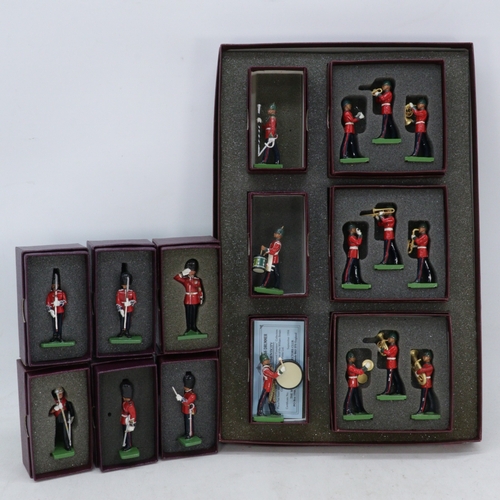 31 - The William Britain Collectors Club – Special Collectors Edition Sets (1996–2000) A group of boxed B... 
