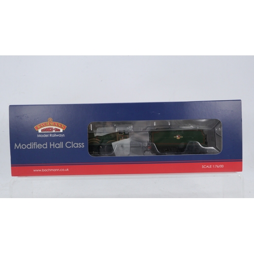 35 - A boxed Bachmann 31-780 Modified Hall Class 6988 BR Green Late Crest 'Swithland Hall'