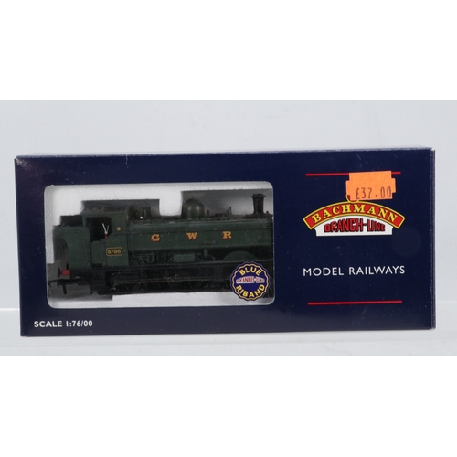 55 - A boxed Bachmann 32-210 5700 Pannier Tank 5786 GWR Green