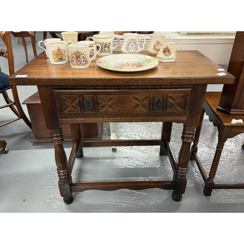 247 - Oak side table with integrated drawer - Approx. W82cm H70cm D42cm