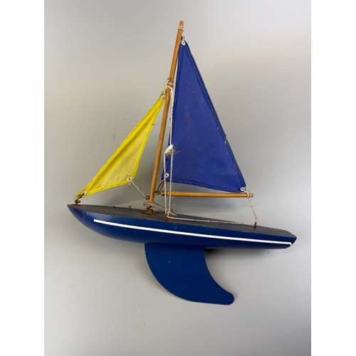 193 - 3 wooden model boats