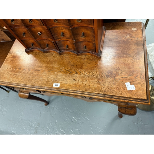 268 - Antique oak side table on cabriole legs - Approx. W92cm H76cm D51cm