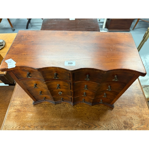 269 - Bank of 8 drawers - Approx. W50cm H39cm D21cm